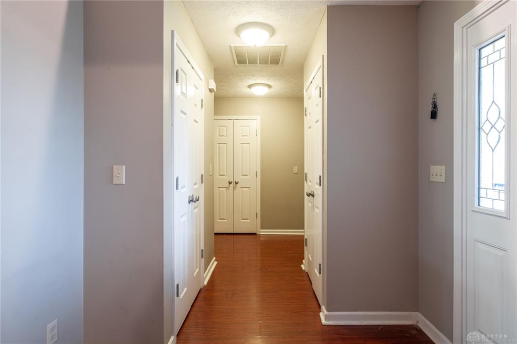 1192 Rockwell Property Photo 11