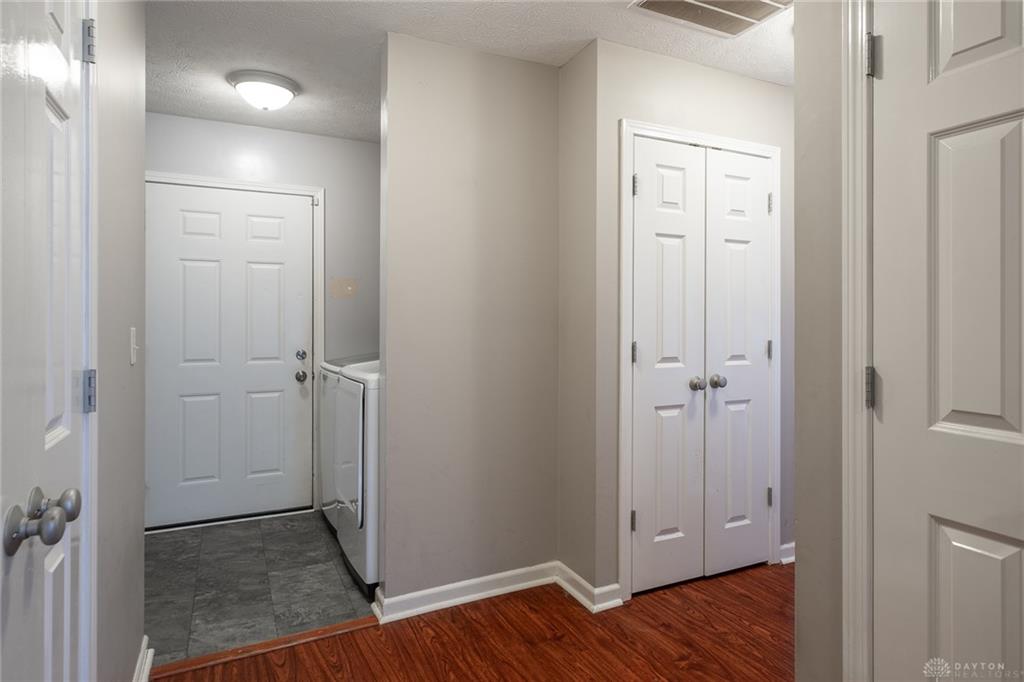 1192 Rockwell Property Photo 21