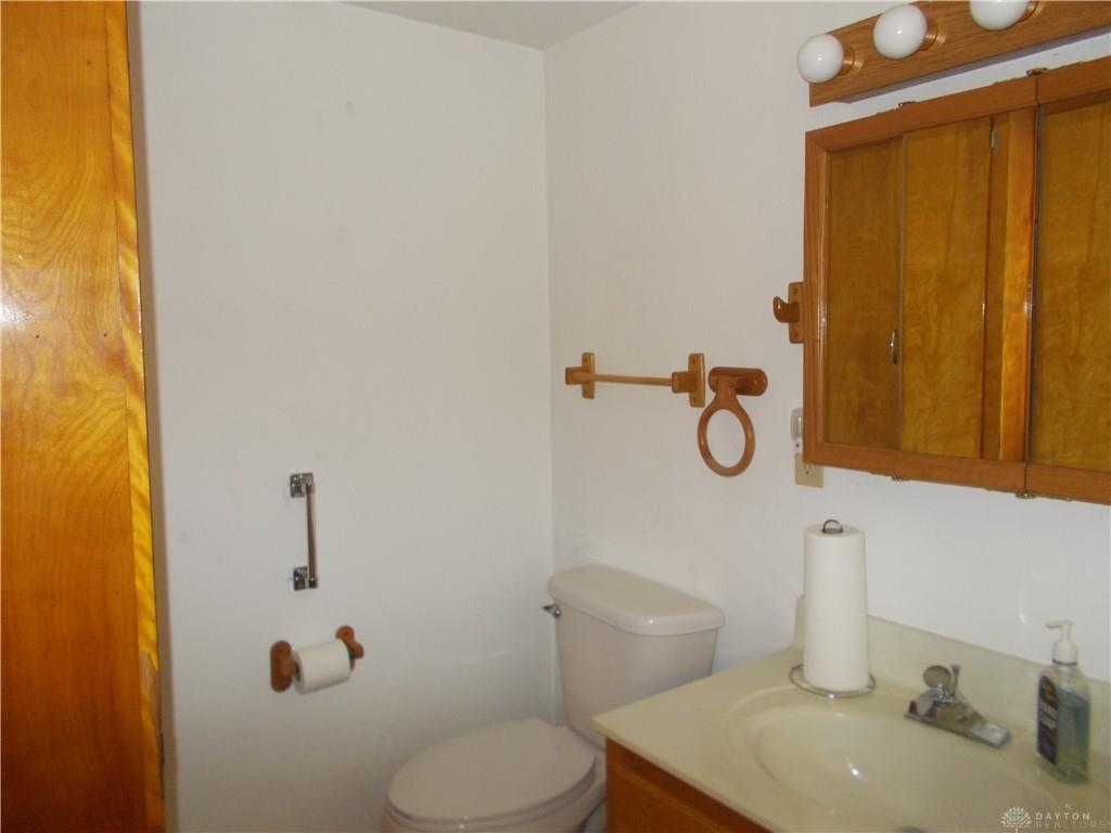 657 S Main Property Photo 10