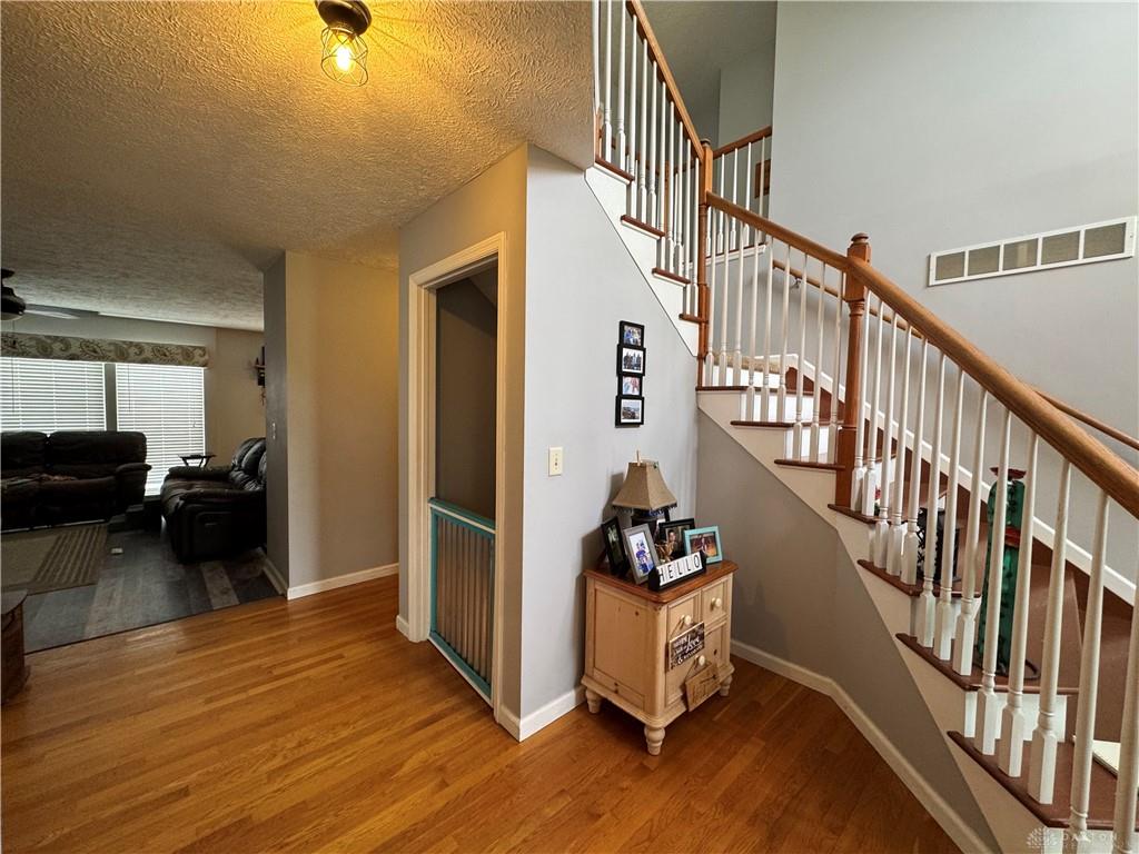 9408 State Route 730 Property Photo 4