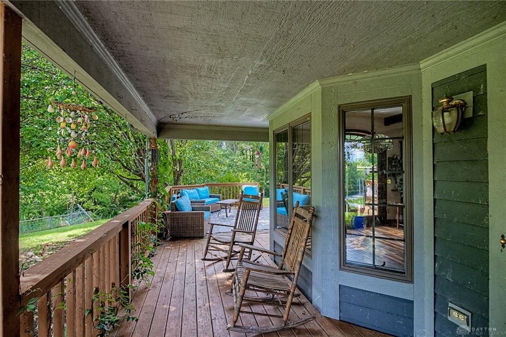 4445 Pinehill Property Photo 8