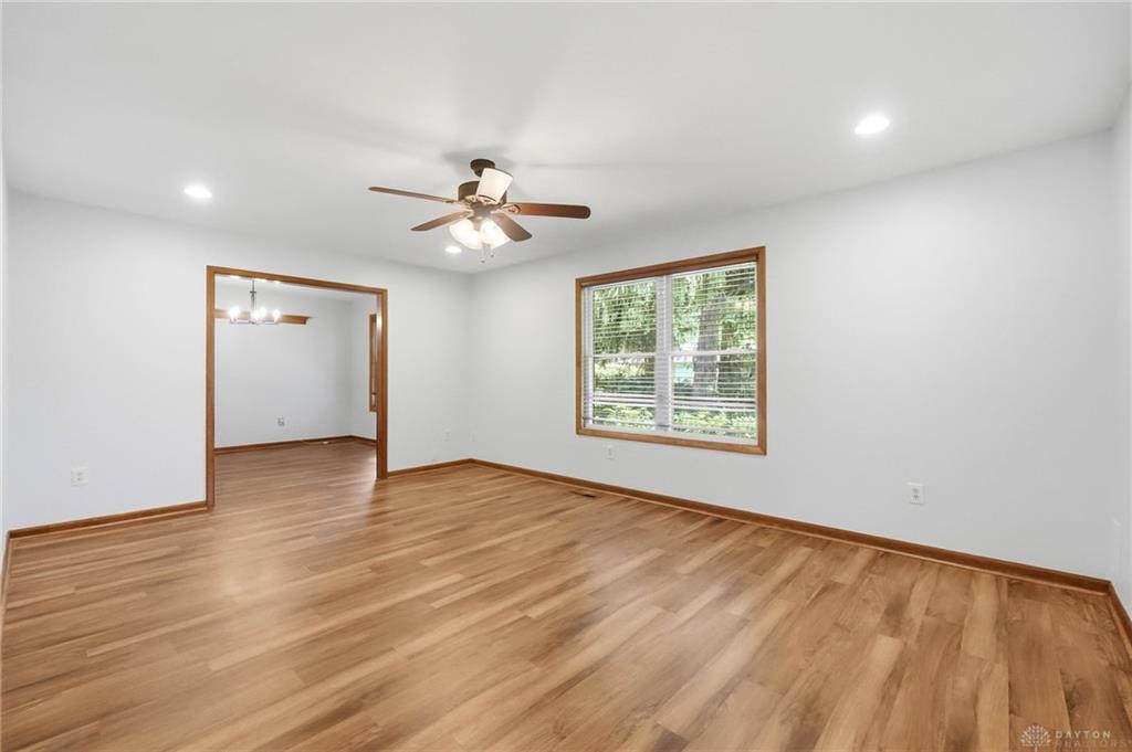 196 Cambria Property Photo 7