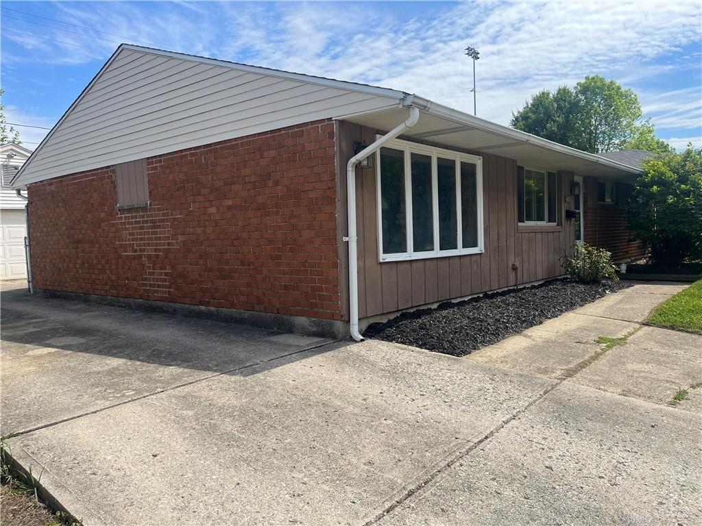4957 Chesham Property Photo 2