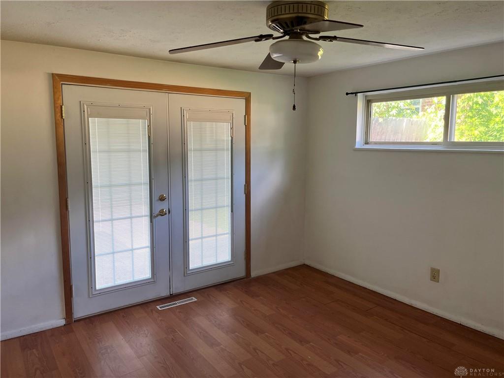 4957 Chesham Property Photo 12