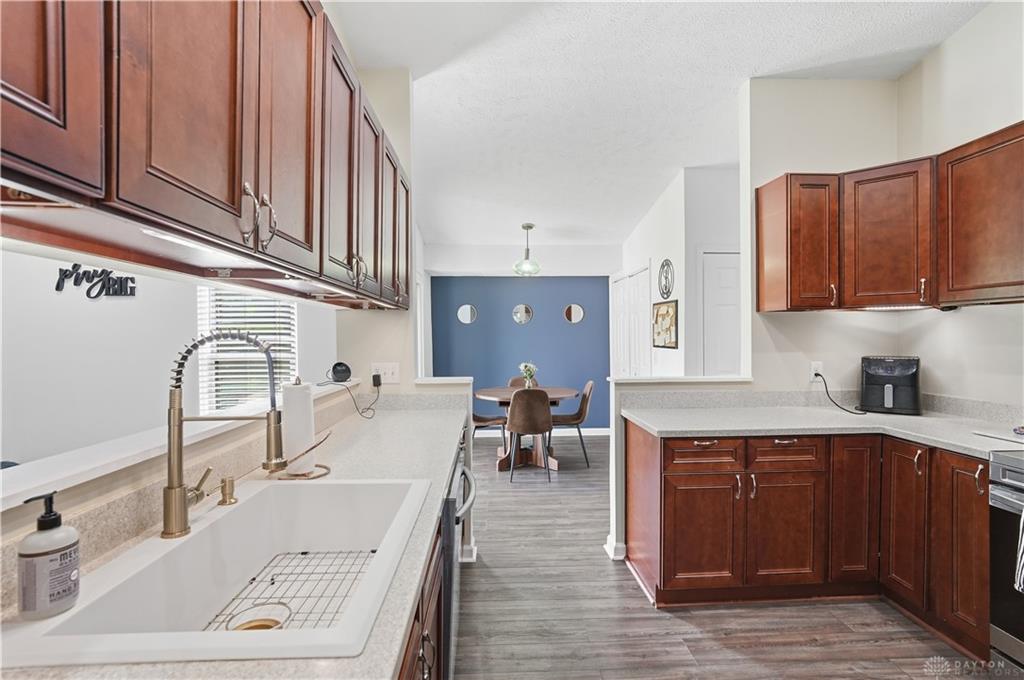 2116 Tullis Property Photo 9