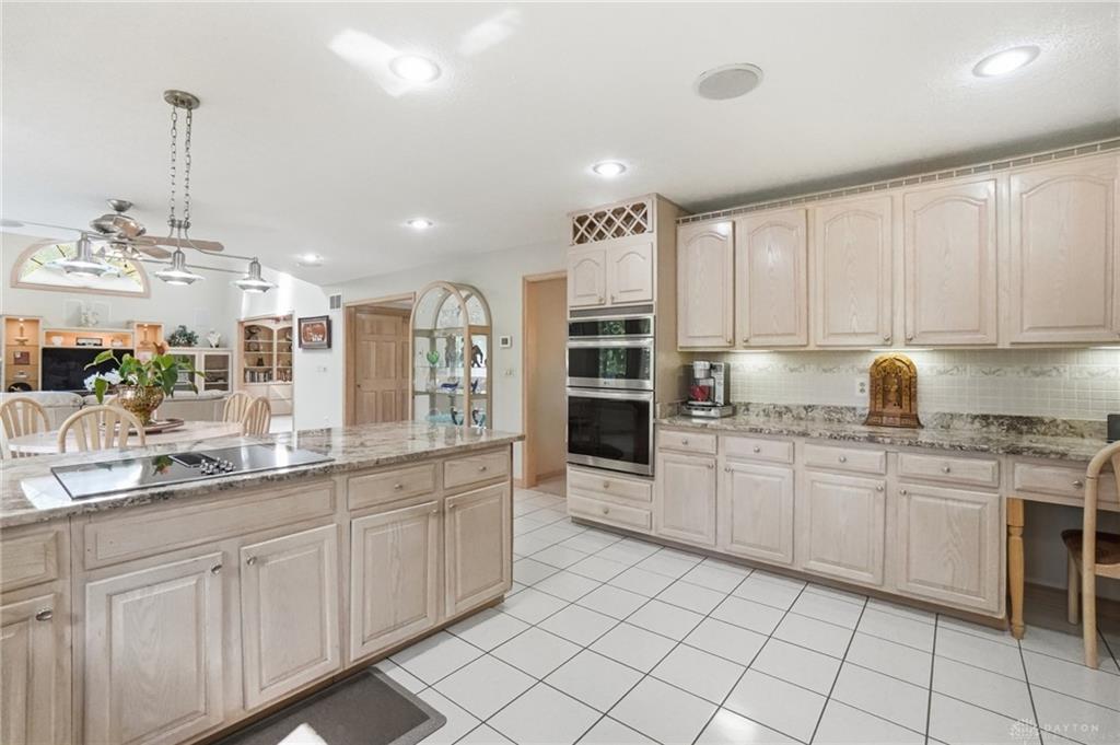 3135 Imperial Property Photo 23