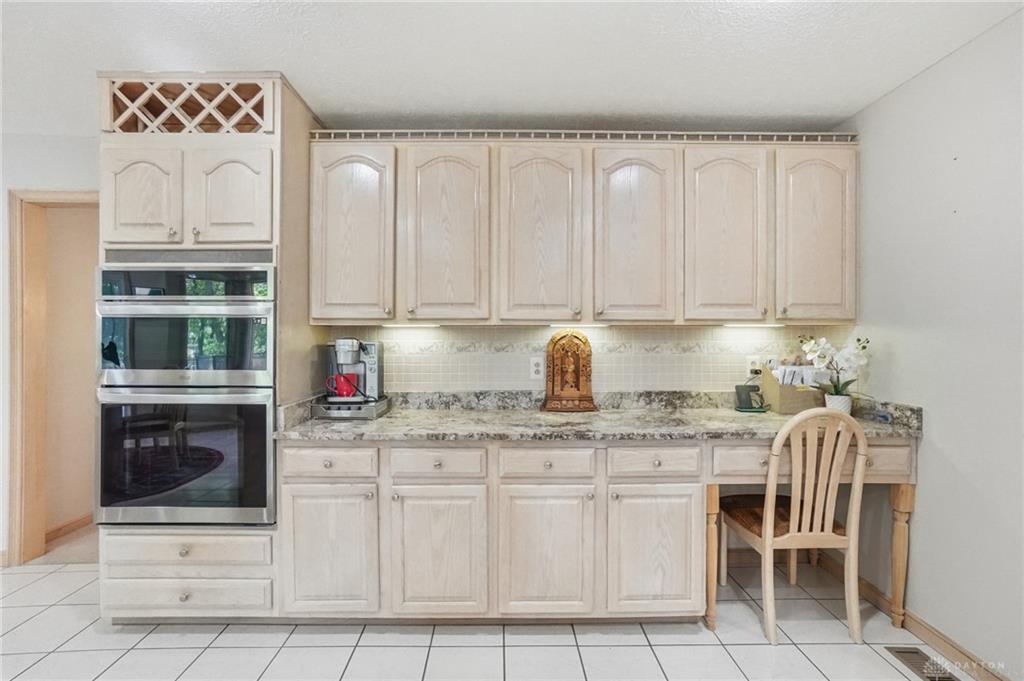 3135 Imperial Property Photo 24