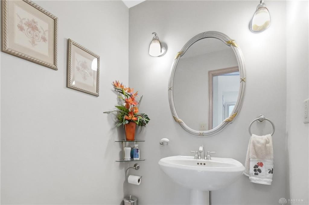 3135 Imperial Property Photo 27