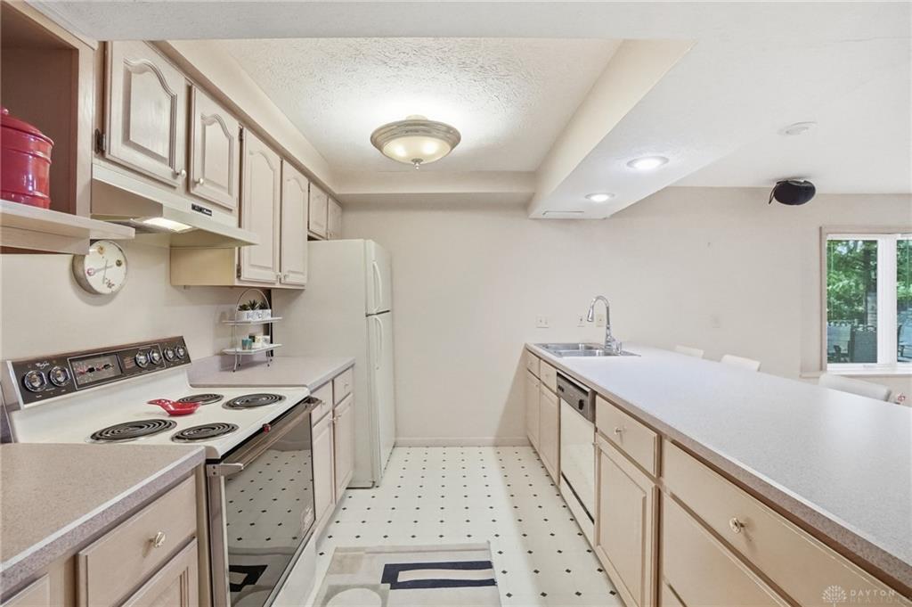 3135 Imperial Property Photo 58