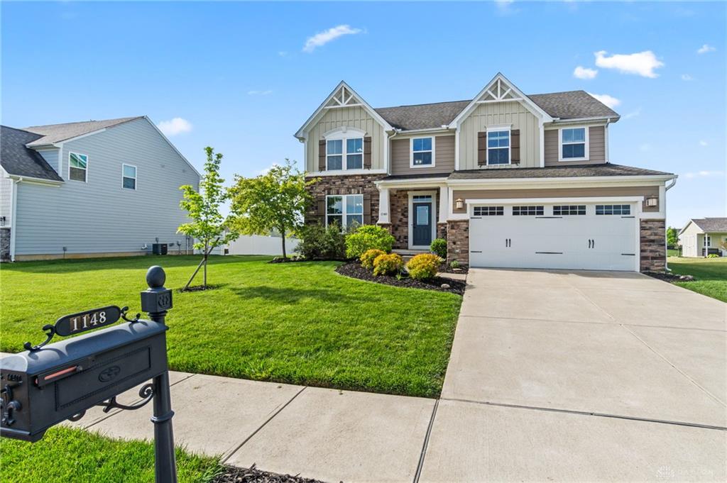 1148 Red Maple Property Photo 3
