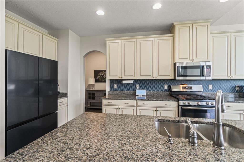 1148 Red Maple Property Photo 24