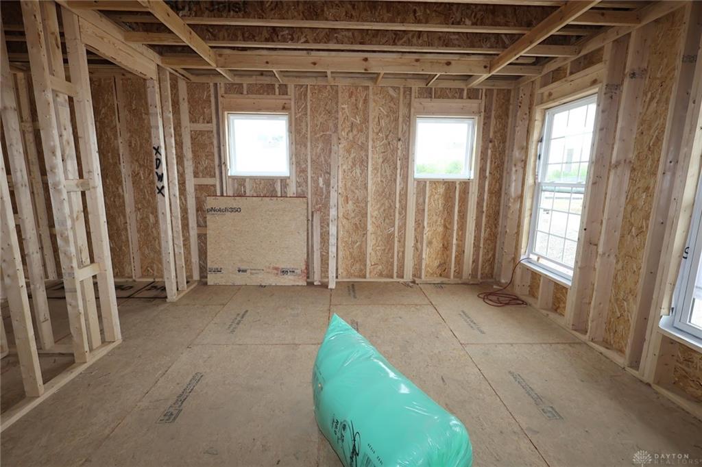 270 Tilly 0008 Property Photo 22