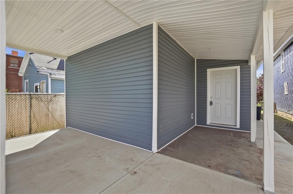 1809 E 5th Property Photo 33