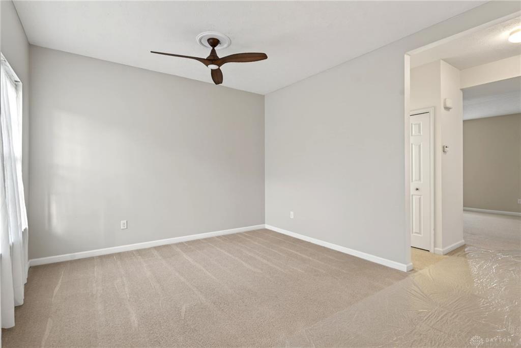 5561 Sagewood Property Photo 4
