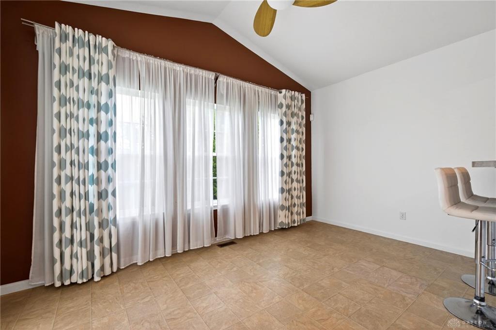 5561 Sagewood Property Photo 14