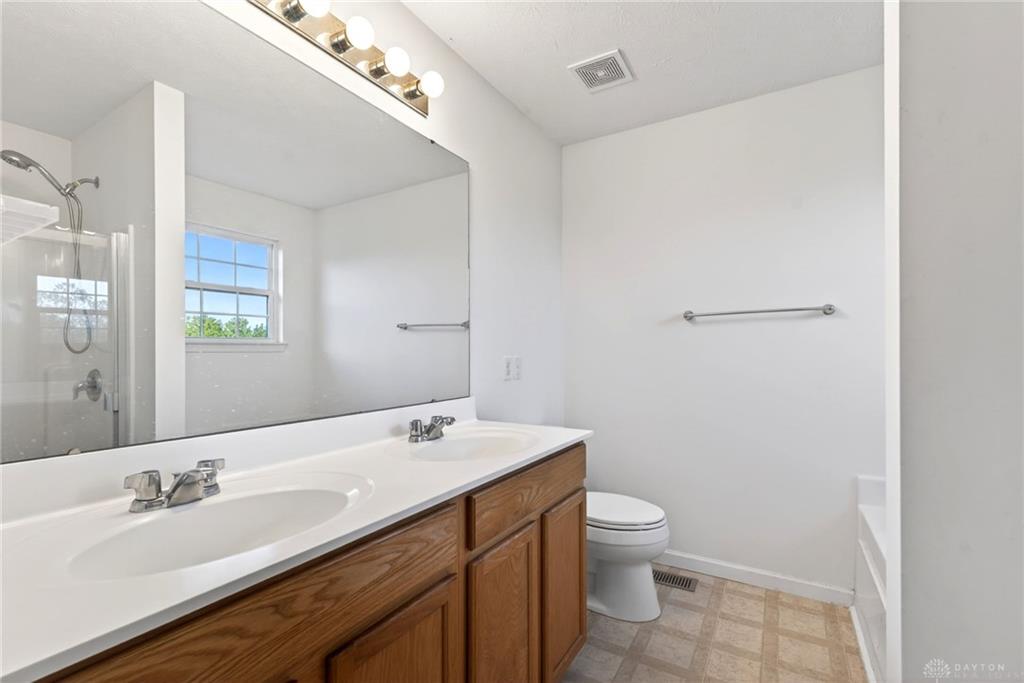 5561 Sagewood Property Photo 26