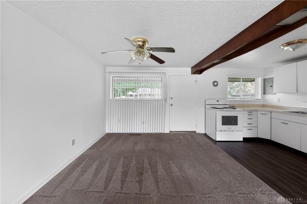 2259 Lehigh Property Photo 7