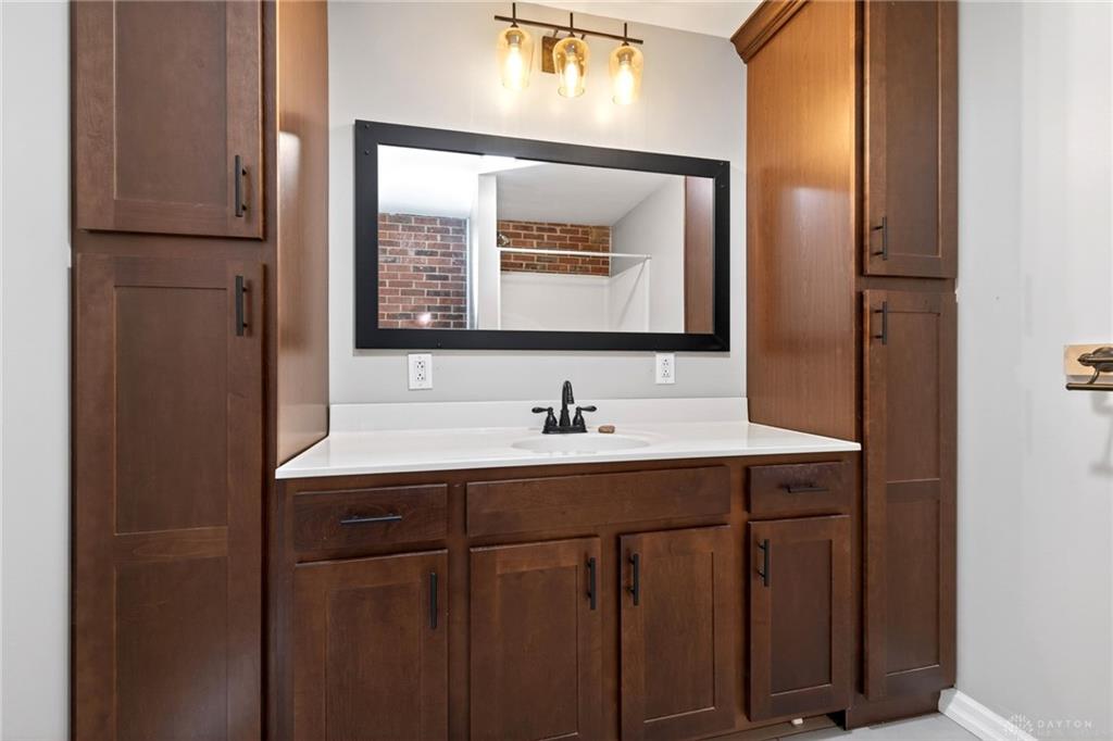 7215 N State Route 42 Property Photo 17