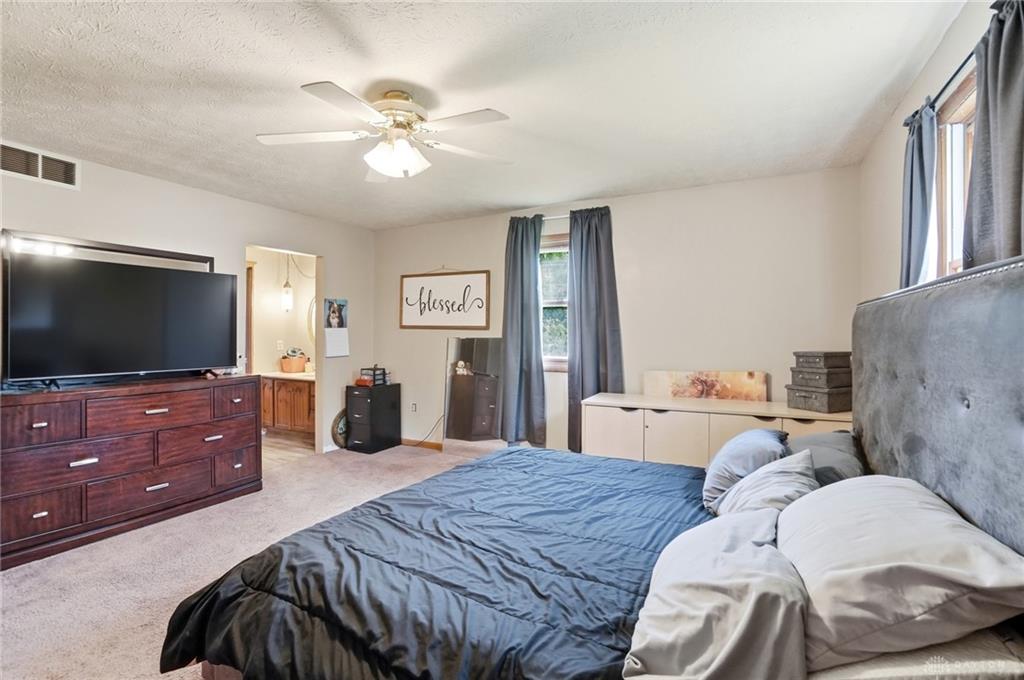 4062 Crane Property Photo 32