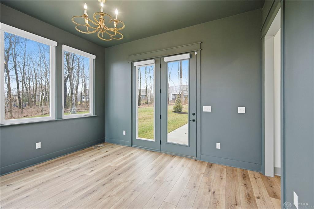 946 Lavender Property Photo 7