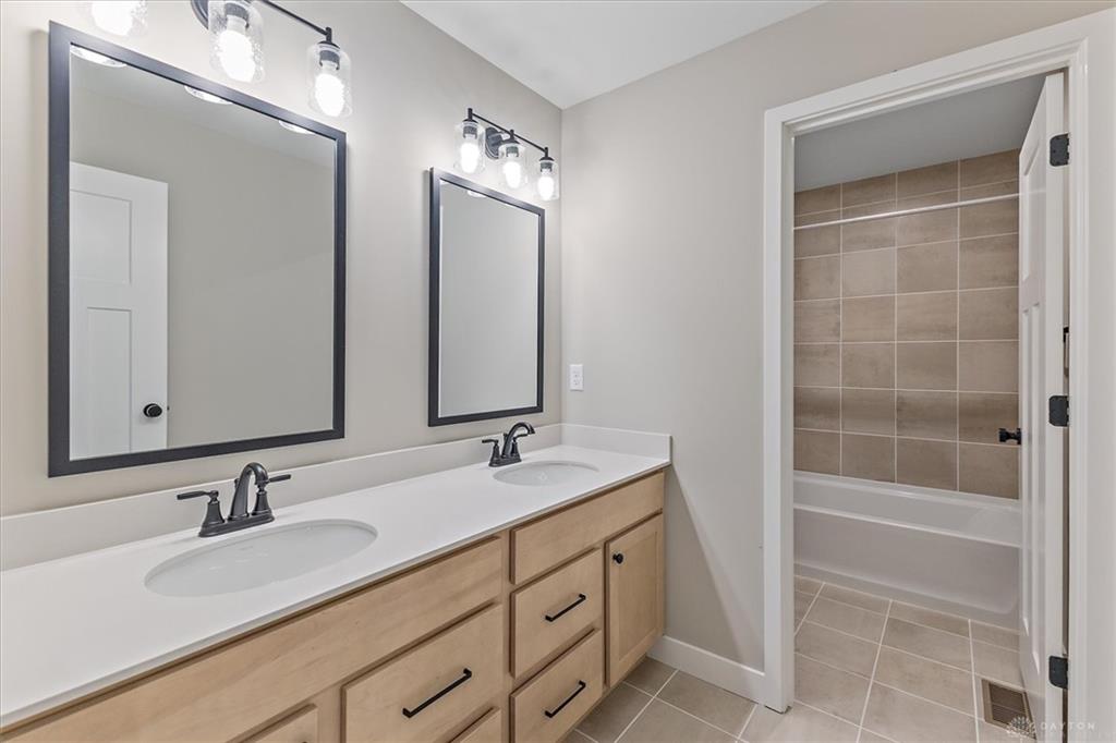 10 Wadestone Property Photo 25
