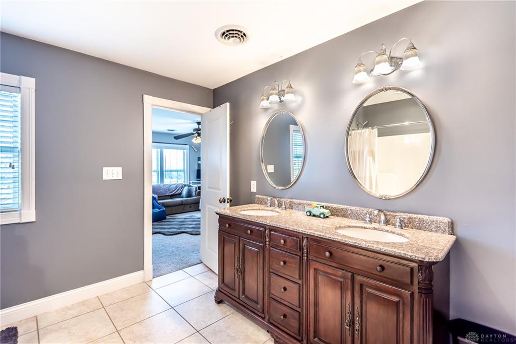 27 Hickory Meadows Property Photo 52