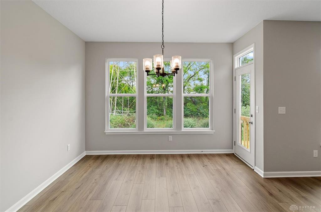 2552 Golden Leaf Property Photo 11