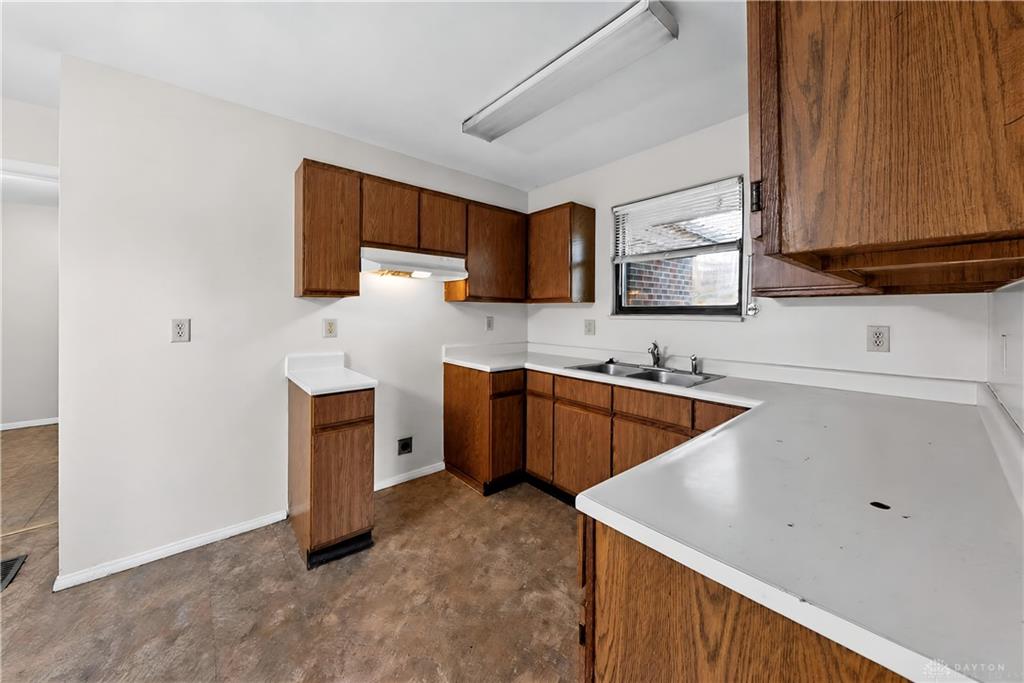 8454 Trowbridge Property Photo 9