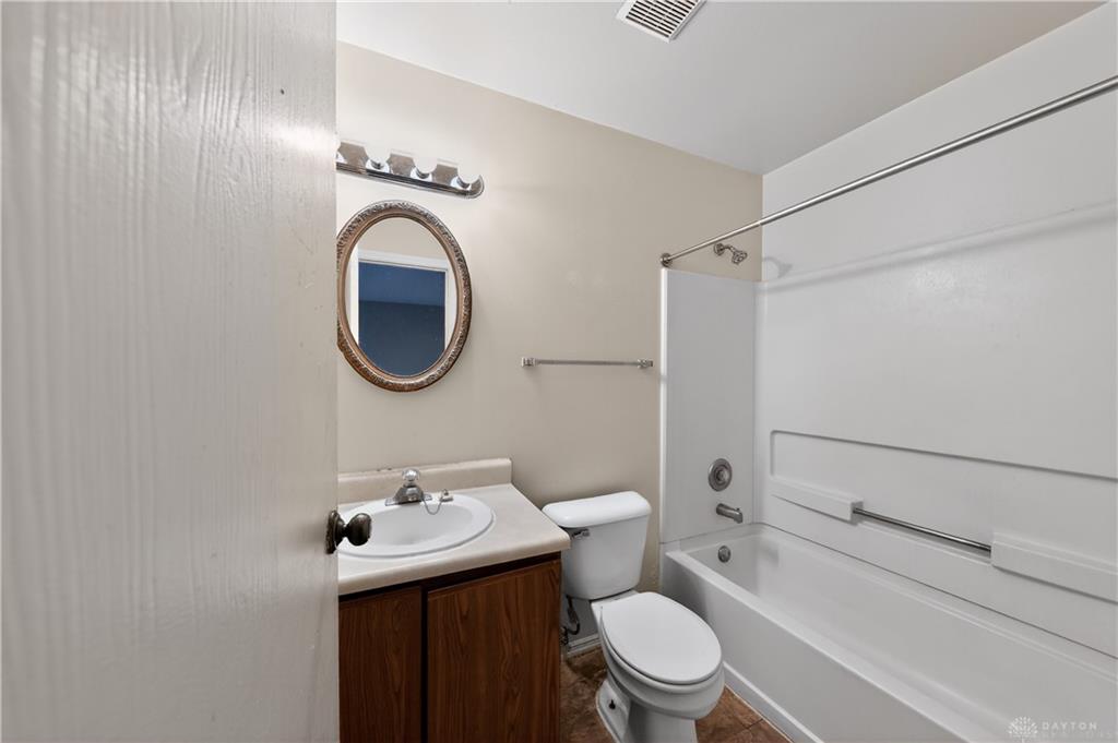 8454 Trowbridge Property Photo 18