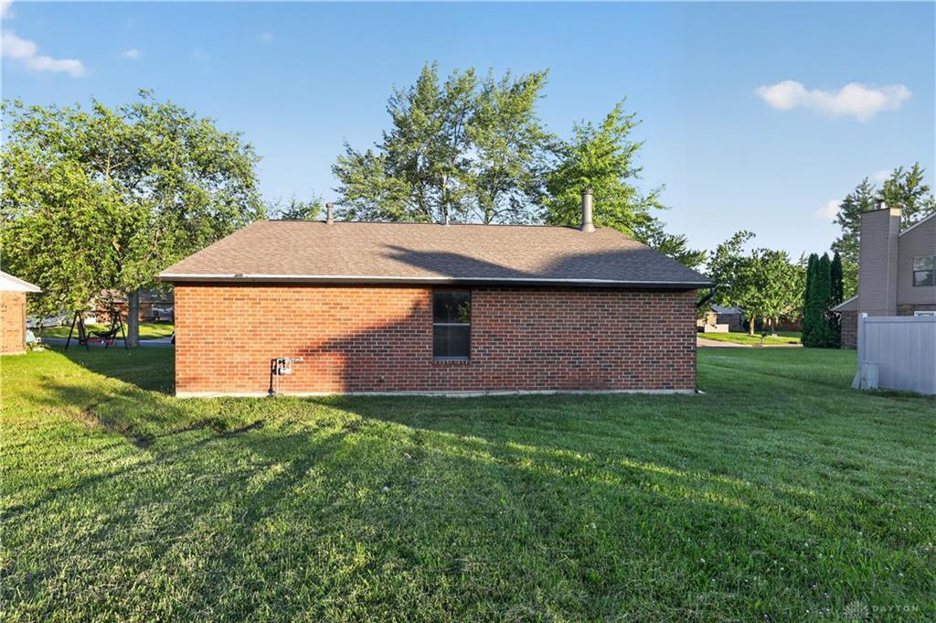 8454 Trowbridge Property Photo 28