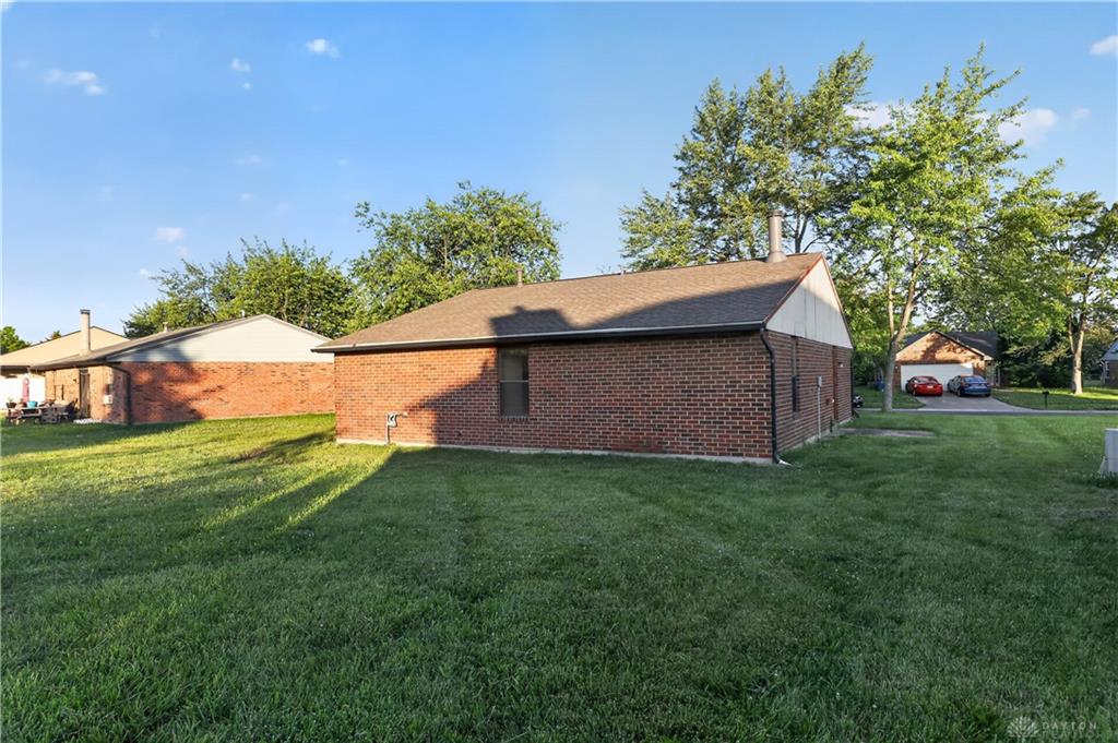 8454 Trowbridge Property Photo 29