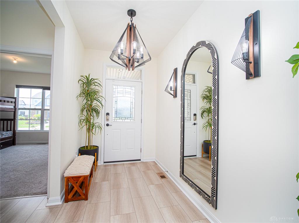 10015 Washington Glen Property Photo 9