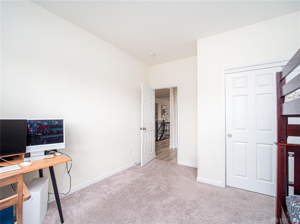 10015 Washington Glen Property Photo 12
