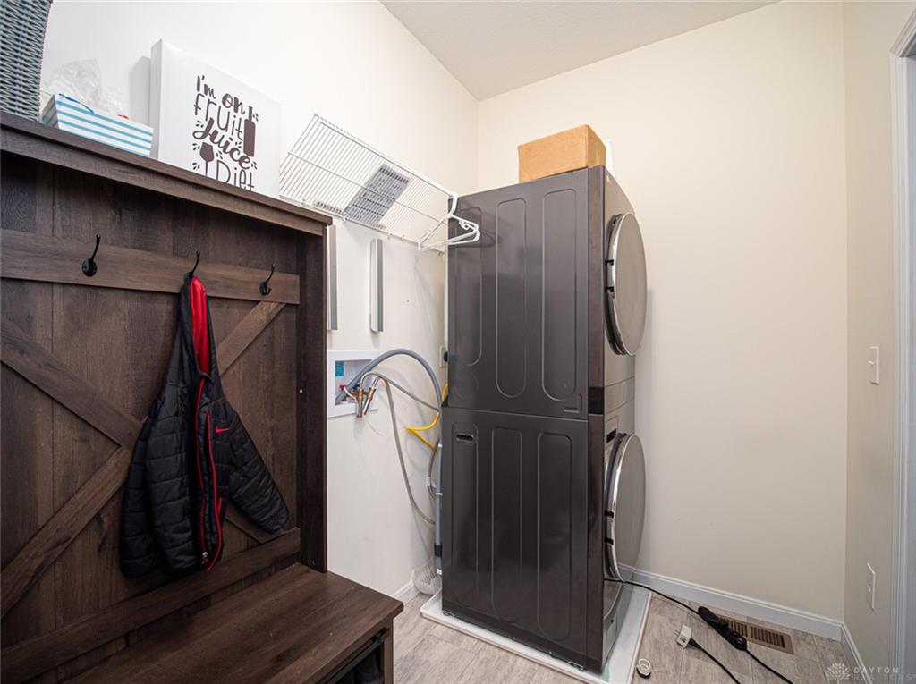 10015 Washington Glen Property Photo 17