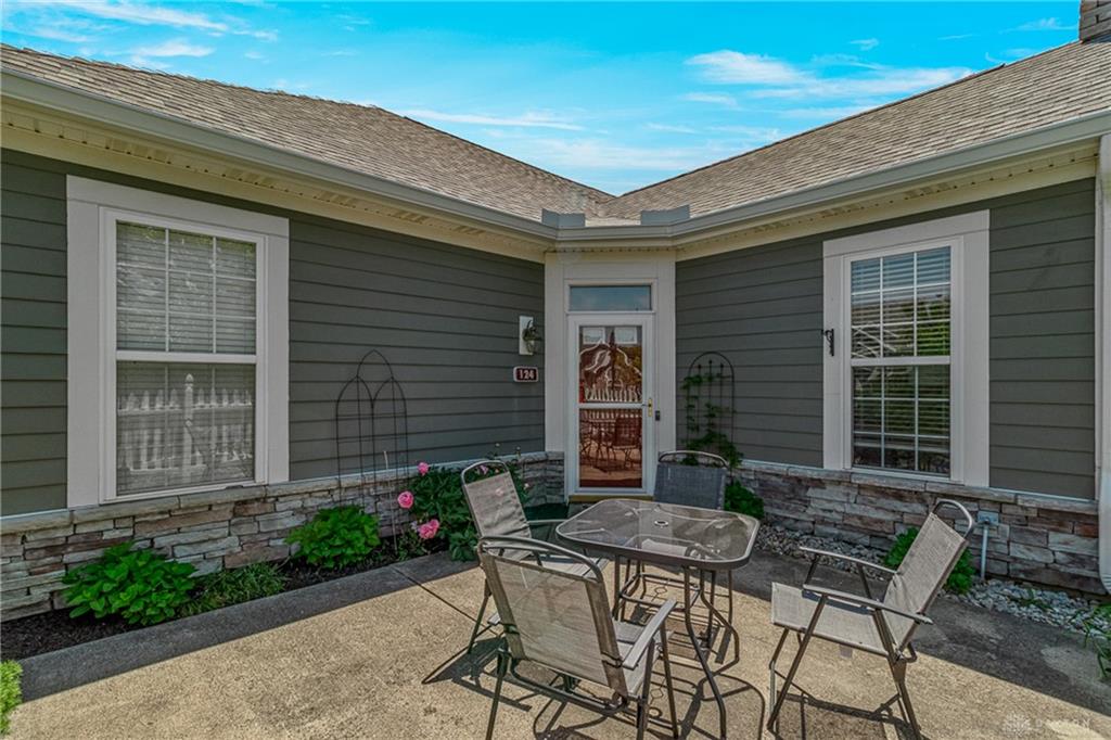 124 Abbey Property Photo 4