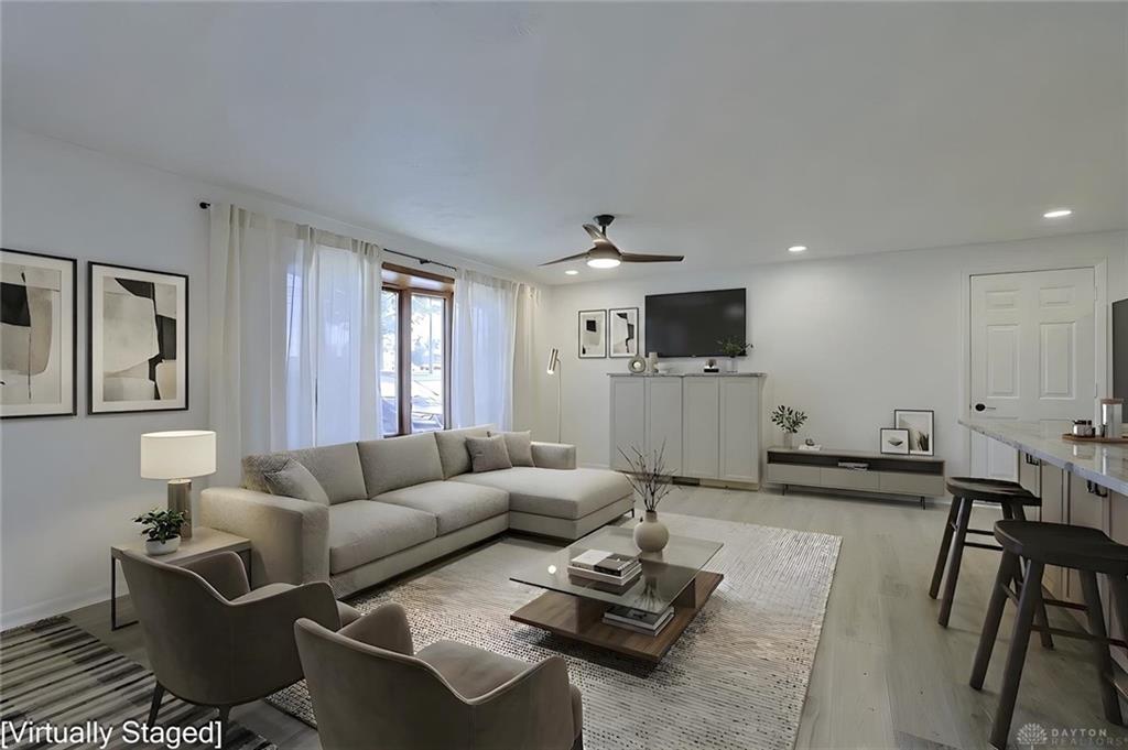 3573 Kemp Property Photo 3
