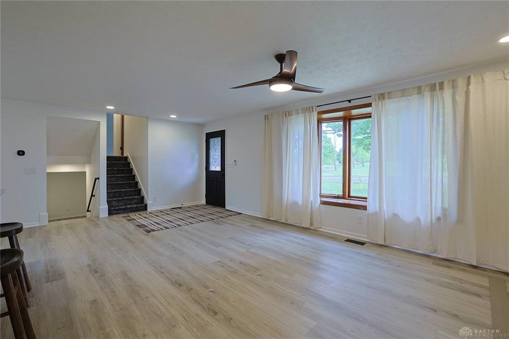 3573 Kemp Property Photo 7