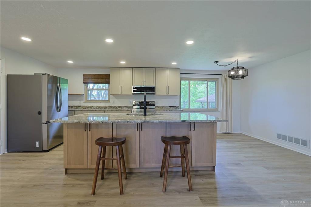 3573 Kemp Property Photo 11