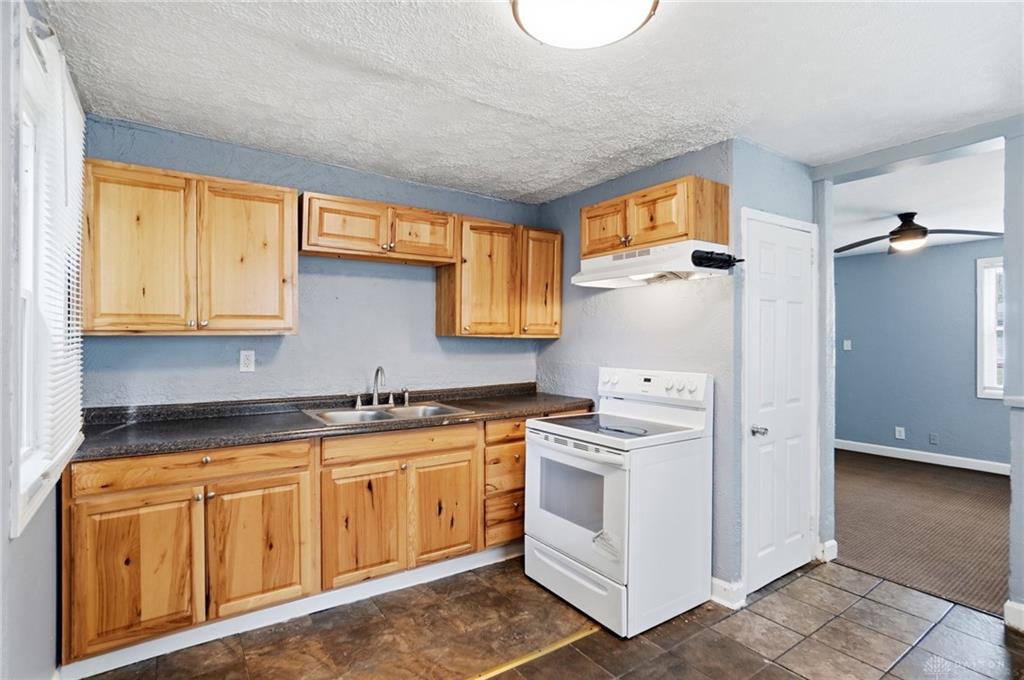 4428 Eichelberger Property Photo 6