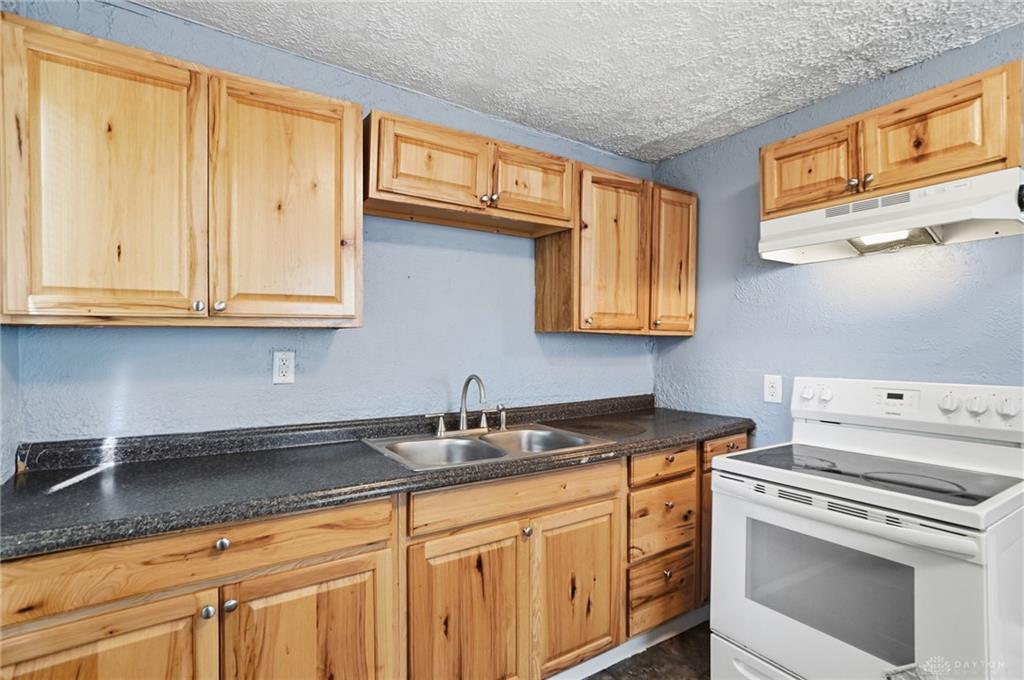 4428 Eichelberger Property Photo 9