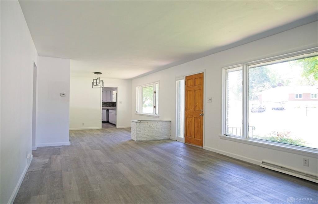 7406 Lockwood Property Photo 6