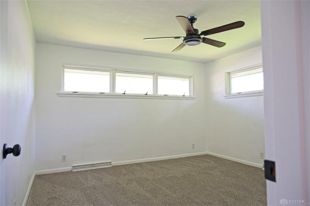 7406 Lockwood Property Photo 15