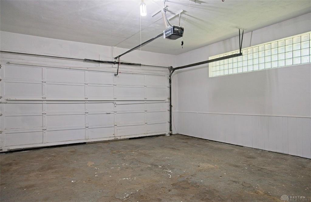 7406 Lockwood Property Photo 16