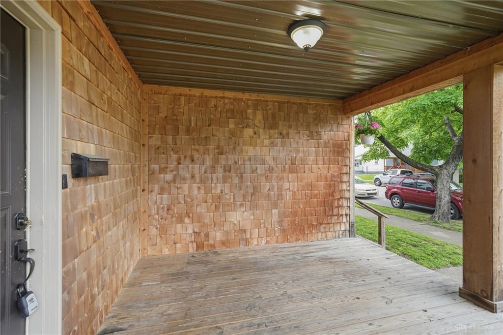 102 Franklin Property Photo 6