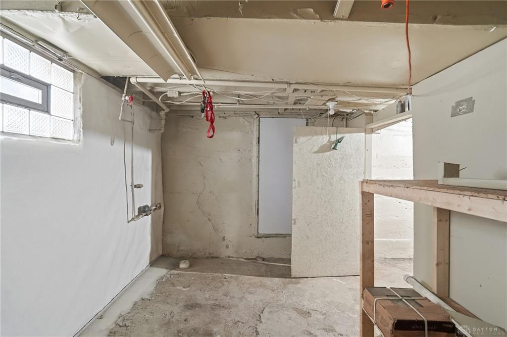 102 Franklin Property Photo 42