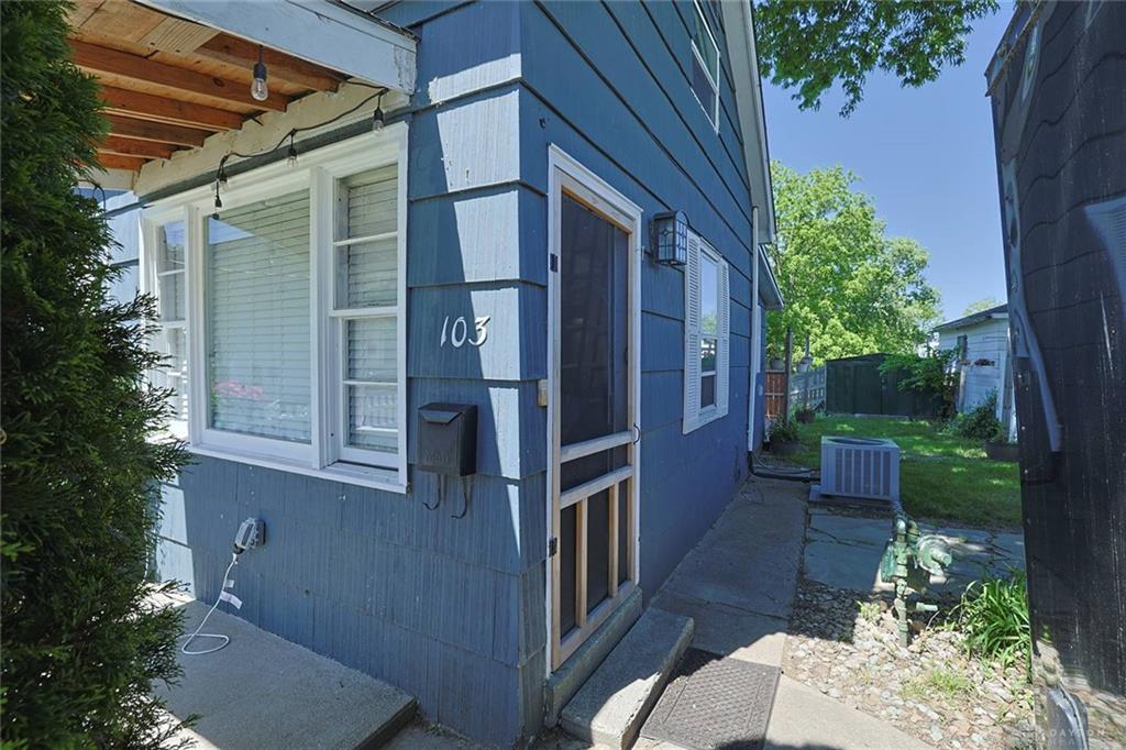103 S West Property Photo 2