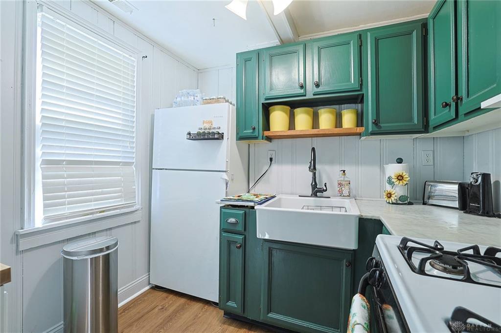 103 S West Property Photo 6