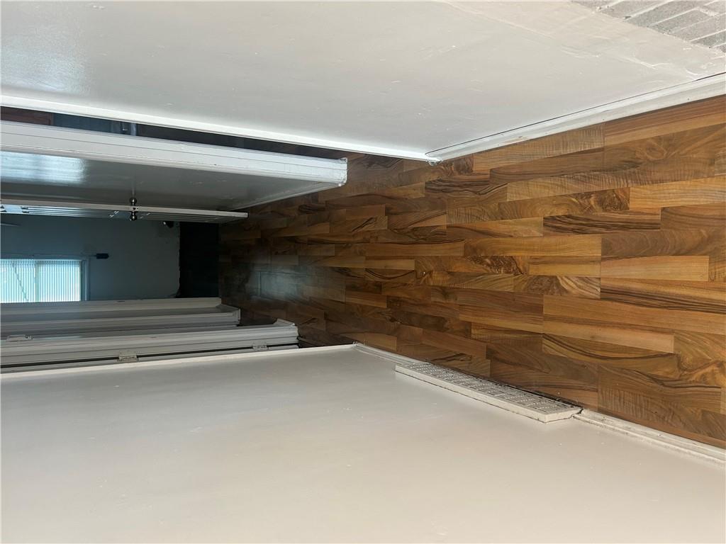 532 Deeds Property Photo 6
