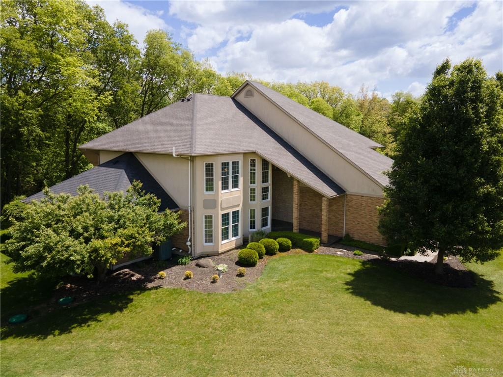 5559 Clover Leaf Property Photo 4