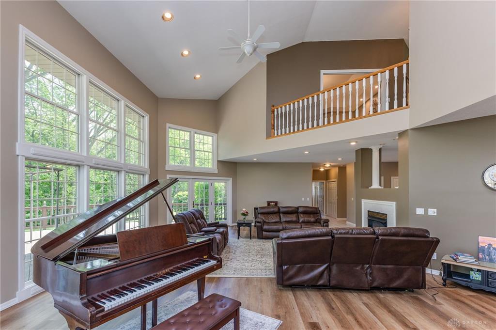 5559 Clover Leaf Property Photo 25